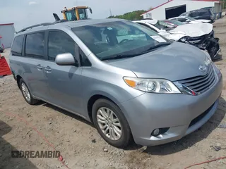 2015 Toyota Sienna XLE with VIN 5TDYK3DC9FS532310, listed as a IAAI auction lot 41990553 with 75,133 mi miles and . Bid and sale history available at DreamBid. Image 1.