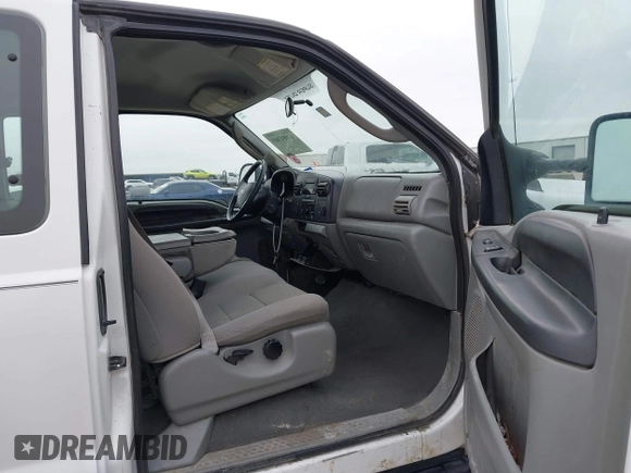 2006 Ford F-250 XL with VIN 1FTSX21P86EB65169, listed as a IAAI auction lot 41051369 with 277,108 mi miles and . Bid and sale history available at DreamBid. Image 5.