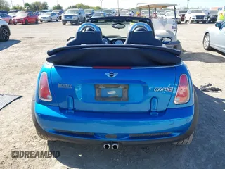2007 MINI Convertible S with VIN WMWRH33547TL94374, listed as a IAAI auction lot 40910780 with 45,162 mi miles and . Bid and sale history available at DreamBid. Image 16.