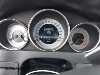 2013 Mercedes-Benz C 250 с VIN WDDGJ4HB7DG051801, выставлен на аукционе IAAI как лот 42419210 с пробегом 78 241 миль миль и . История ставок и продаж доступна на DreamBid. Изображение 7.
