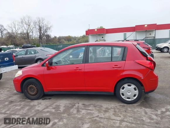 2007 Nissan Versa 1.8 S with VIN 3N1BC13EX7L364889, listed as a IAAI auction lot 42008734 with 147,613 mi miles. Bid and sale history available at carsss.com. Image 14.
