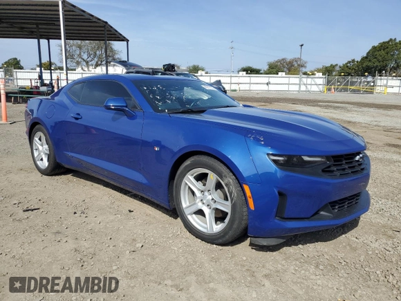 2021 Chevrolet Camaro 1LT z VIN 1G1FB1RX2M0142472, wystawiony jako Copart lot #45917275 z przebiegiem Nie podano mil oraz Szkoda całkowita • Salvage title. Historia ofert i sprzedaży dostępna na DreamBid. Obrazek 4.