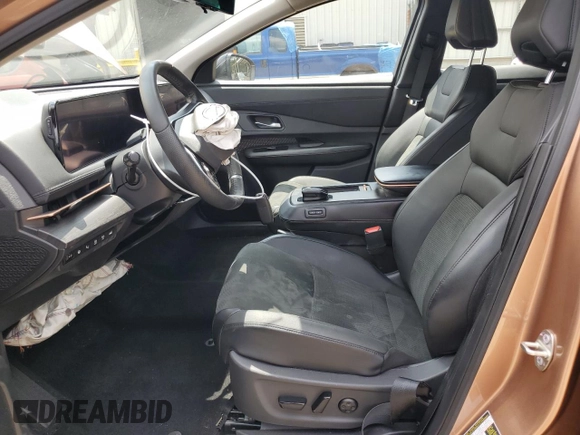 2023 Nissan ARIYA Evolve+ z VIN JN1BF0BA1PM402015, wystawiony jako Copart lot #65815584 z przebiegiem 29 556 mil mil oraz Szkoda całkowita • Salvage title. Historia ofert i sprzedaży dostępna na DreamBid. Obrazek 7.