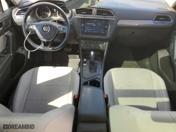 2018 Volkswagen Tiguan SEL with VIN 3VV3B7AX0JM020325, listed as a Copart auction lot 50319745 with 96,173 mi miles and Salvage Title. Bid and sale history available at carsss.com. Image 8.