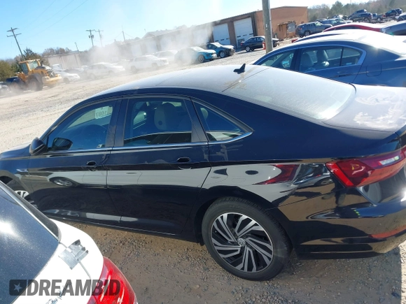 2021 Volkswagen Jetta SEL with VIN 3VWE57BU3MM103297, listed as a IAAI auction lot 41029045 with 48,060 mi miles and . Bid and sale history available at DreamBid. Image 14.