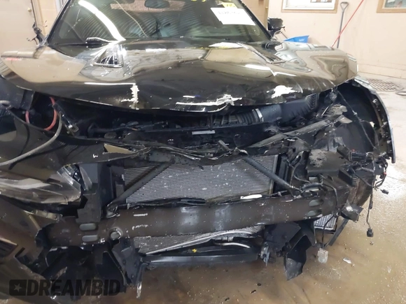 2018 Chevrolet Camaro 2SS with VIN 1G1FG1R76J0102070, listed as a IAAI auction lot 41863627 with 42,050 mi miles and . Bid and sale history available at DreamBid. Image 6.