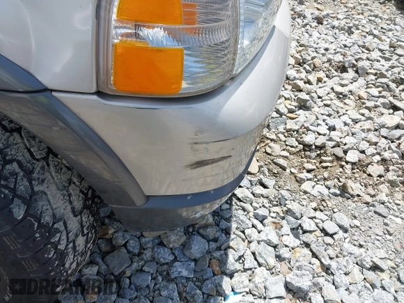 2005 Ford Explorer XLT with VIN 1FMDU73E05UA46123, listed as a IAAI auction lot 42511282 with 140,681 mi miles and . Bid and sale history available at DreamBid. Image 6.