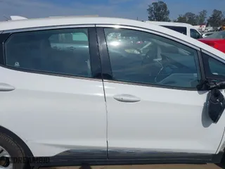 2017 Chevrolet Bolt EV LT with VIN 1G1FW6S01H4182507, listed as a IAAI auction lot 39412317 with 112,855 mi miles. Bid and sale history available at carsss.com. Image 14.