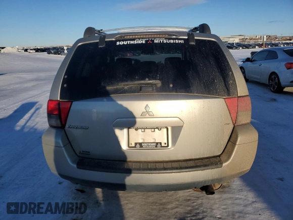 2006 Mitsubishi Endeavor Limited z VIN 4A4MN41S46E602513, wystawiony jako Copart lot #87798005 z przebiegiem 307 509 mil mil oraz Szkoda całkowita • Salvage title. Historia ofert i sprzedaży dostępna na DreamBid. Obrazek 6.