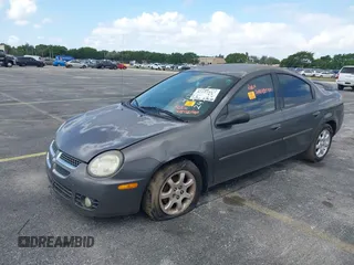 2003 Dodge Neon SXT z VIN 1B3ES56C43D247003, wystawiony jako IAAI lot #42111917 z przebiegiem 115 107 mil mil oraz . Historia ofert i sprzedaży dostępna na DreamBid. Obrazek 2.