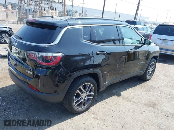 2020 Jeep Compass Latitude z VIN 3C4NJCBB0LT258657, wystawiony jako IAAI lot #42599084 z przebiegiem 29 997 mil mil oraz . Historia ofert i sprzedaży dostępna na DreamBid. Obrazek 4.