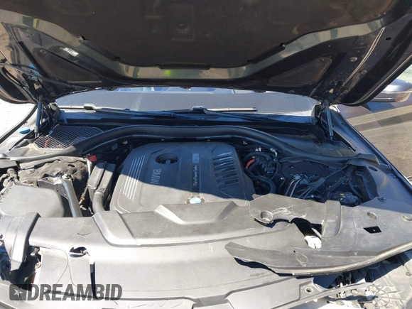 2016 BMW 7 Series 740i with VIN WBA7E2C54GG714649, listed as a IAAI auction lot 41815220 with 89,029 mi miles. Bid and sale history available at carsss.com. Image 10.