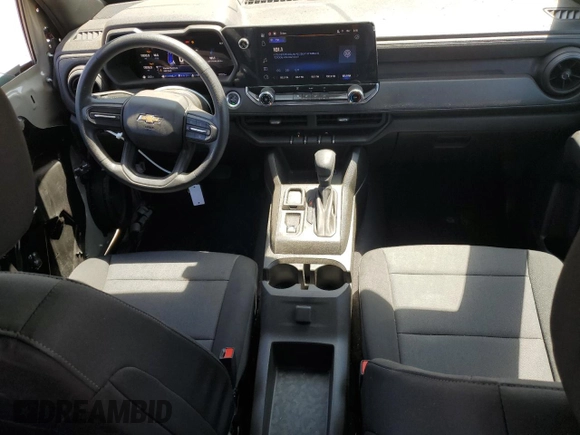 2024 Chevrolet Colorado 2WD Work Truck z VIN 1GCGSBEC3R1166074, wystawiony jako Copart lot #66556495 z przebiegiem 17 213 mil mil oraz Czysty tytuł • Clean title. Historia ofert i sprzedaży dostępna na DreamBid. Obrazek 8.