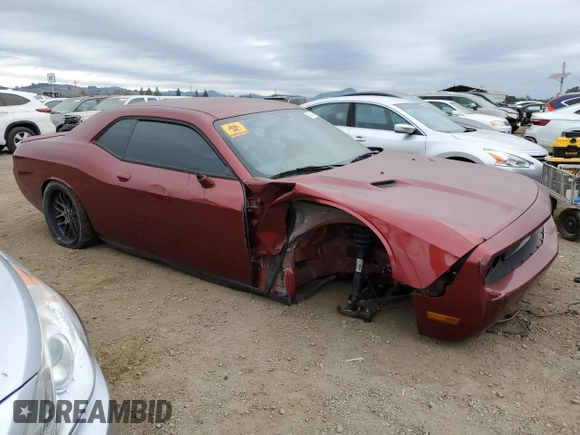 2014 Dodge Challenger R/T Plus z VIN 2C3CDYBT7EH294396, wystawiony jako Copart lot #43289345 z przebiegiem Nie podano mil oraz Szkoda całkowita • Salvage title. Historia ofert i sprzedaży dostępna na DreamBid. Obrazek 4.
