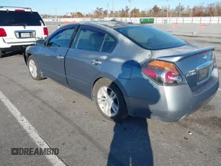 2010 Nissan Altima 3.5 SR with VIN 1N4BL2APXAN457125, listed as a IAAI auction lot 41337584 with 102,256 mi miles. Bid and sale history available at carsss.com. Image 3.