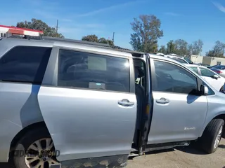 2011 Toyota Sienna XLE AAS with VIN 5TDYK3DC0BS107522, listed as a IAAI auction lot 41722324 with 171,855 mi miles and . Bid and sale history available at DreamBid. Image 13.