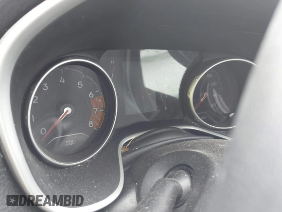 2019 Jeep Compass Sport z VIN 3C4NJCAB6KT658268, wystawiony jako IAAI lot #41698969 z przebiegiem 809 mil mil oraz . Historia ofert i sprzedaży dostępna na DreamBid. Obrazek 7.
