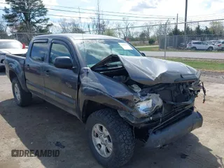 2013 Toyota Tacoma with VIN 5TFLU4EN7DX062487, listed as a IAAI auction lot 41918017 with 222,986 mi miles and . Bid and sale history available at carsss.com. Image 1.