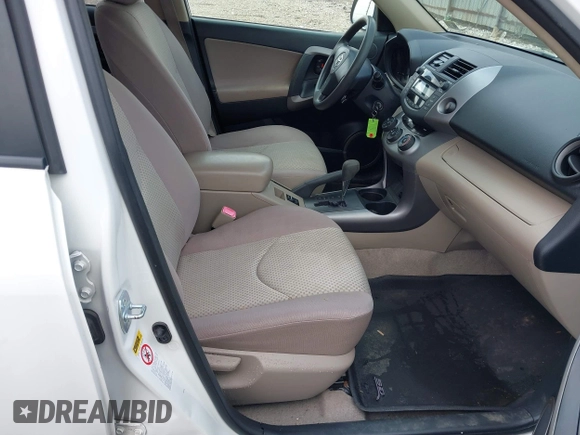 2008 Toyota RAV4 with VIN JTMBD33VX86077926, listed as a IAAI auction lot 42011981 with 119,372 mi miles. Bid and sale history available at carsss.com. Image 5.