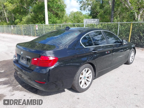 2015 BMW 5 Series 528i with VIN WBA5A5C57FD512845, listed as a IAAI auction lot 41954256 with 174,944 mi miles. Bid and sale history available at carsss.com. Image 12.
