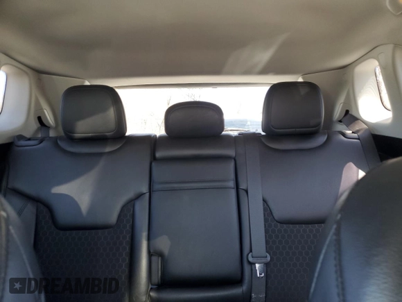 2019 Jeep Compass Altitude z VIN 3C4NJDBB7KT652855, wystawiony jako Copart lot #53485835 z przebiegiem 43 844 mil mil oraz Szkoda całkowita • Salvage title. Historia ofert i sprzedaży dostępna na DreamBid. Obrazek 10.