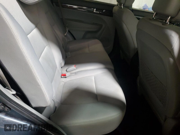 2011 Kia Sorento LX with VIN 5XYKTCA19BG023976, listed as a Copart auction lot 50568725 with 189,568 mi miles and Clean Title. Bid and sale history available at DreamBid. Image 11.