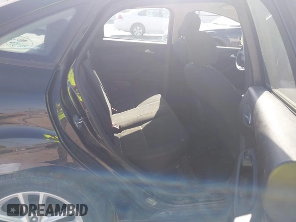 2017 Ford Focus SE с VIN 1FADP3F28HL216766, выставлен на аукционе IAAI как лот 42248523 с пробегом 134 622 миль миль и . История ставок и продаж доступна на DreamBid. Изображение 8.