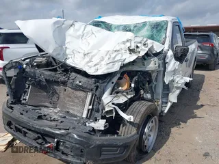2024 Ford F-150 XL z VIN 1FTMF1KP0RKD49211, wystawiony jako IAAI lot #42163697 z przebiegiem Nie podano mil oraz . Historia ofert i sprzedaży dostępna na DreamBid. Obrazek 16.