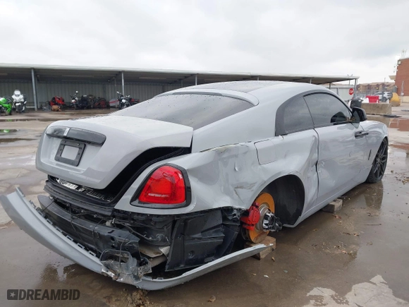 2016 Rolls-Royce Wraith with VIN SCA665C59GUX86162, listed as a IAAI auction lot 41289481 with 47,566 mi miles. Bid and sale history available at carsss.com. Image 17.