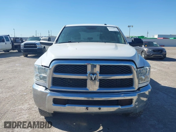 2015 Ram 2500 Tradesman с VIN 3C6UR5HL8FG670037, выставлен на аукционе IAAI как лот 41410963 с пробегом 309 304 миль миль и . История ставок и продаж доступна на DreamBid. Изображение 12.