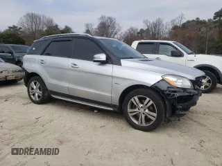 2012 Mercedes-Benz M 350 z VIN 4JGDA5HB1CA077407, wystawiony jako Copart lot #48369095 z przebiegiem 152 620 mil mil oraz Szkoda całkowita • Salvage title. Historia ofert i sprzedaży dostępna na DreamBid. Obrazek 4.