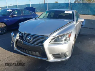 2014 Lexus LS 460 with VIN JTHBL5EF2E5132342, listed as a IAAI auction lot 41824998 with 75,301 mi miles and . Bid and sale history available at DreamBid. Image 2.