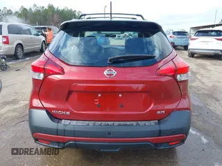 2019 Nissan Kicks SR with VIN 3N1CP5CUXKL500664, listed as a IAAI auction lot 41517100 with 244,247 mi miles. Bid and sale history available at carsss.com. Image 17.