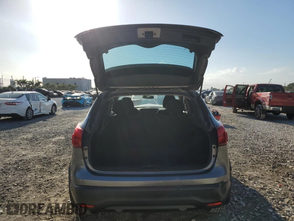 2017 Nissan Rogue SL with VIN JN1BJ1CP8HW014003, listed as a Copart auction lot 47176825 with 46,376 mi miles and Salvage title. Bid and sale history available at DreamBid. Image 6.