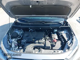 2024 Toyota RAV4 XLE Premium z VIN 2T3A1RFV2RC461798, wystawiony jako IAAI lot #42556671 z przebiegiem 14 319 mil mil oraz . Historia ofert i sprzedaży dostępna na DreamBid. Obrazek 10.
