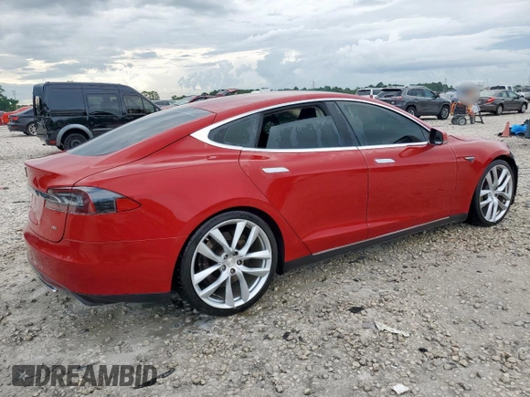 2014 Tesla Model S 60 with VIN 5YJSA1H11EFP43669, listed as a Copart auction lot 62368605 with Not provided miles and Salvage title. Bid and sale history available at DreamBid. Image 3.