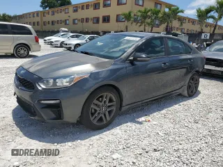 2020 Kia Forte GT-Line z VIN 3KPF34AD7LE153514, wystawiony jako Copart lot #57612245 z przebiegiem 71 114 mil mil oraz Szkoda całkowita • Salvage title. Historia ofert i sprzedaży dostępna na DreamBid. Obrazek 1.
