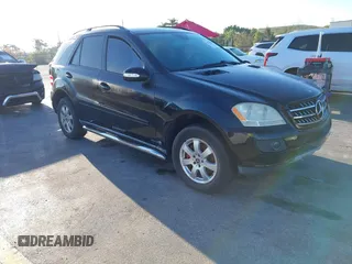2006 Mercedes-Benz M 350 with VIN 4JGBB86E86A087259, listed as a IAAI auction lot 41675638 with 165,613 mi miles and . Bid and sale history available at DreamBid. Image 1.