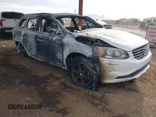 2015 Volvo XC60 T6 с VIN YV4902RK3F2697732, выставлен на аукционе IAAI как лот 41283807 с пробегом Не указан миль и . История ставок и продаж доступна на DreamBid. Изображение 1.