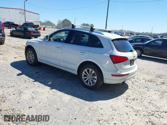 2015 Audi Q5 Premium Plus with VIN WA1LFAFP5FA121481, listed as a IAAI auction lot 41823011 with 69,380 mi miles. Bid and sale history available at carsss.com. Image 3.