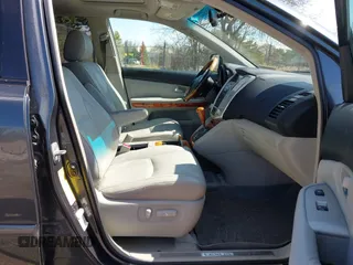2005 Lexus RX 330 with VIN 2T2HA31U65C074714, listed as a IAAI auction lot 41930571 with 174,536 mi miles. Bid and sale history available at carsss.com. Image 5.