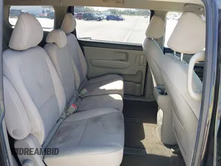 2020 Kia Sedona EX with VIN KNDMB5C18L6581794, listed as a IAAI auction lot 41767614 with 131,009 mi miles. Bid and sale history available at carsss.com. Image 8.
