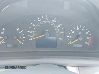 2003 Mercedes-Benz CLK 320 z VIN WDBLK65G13T137546, wystawiony jako IAAI lot #42342255 z przebiegiem Nie podano mil oraz . Historia ofert i sprzedaży dostępna na DreamBid. Obrazek 7.