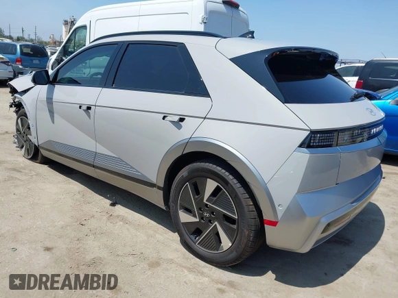 2025 Hyundai Ioniq 5 z VIN 7YAKR4DA0SY007083, wystawiony jako IAAI lot #42359027 z przebiegiem 4 122 mil mil oraz . Historia ofert i sprzedaży dostępna na DreamBid. Obrazek 3.