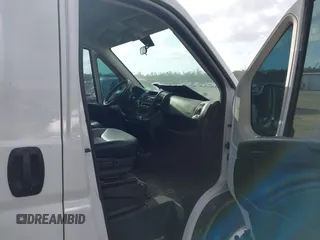 2014 Ram ProMaster Cargo with VIN 3C6TRVAG3EE105066, listed as a IAAI auction lot 42127473 with 122,505 mi miles. Bid and sale history available at carsss.com. Image 5.