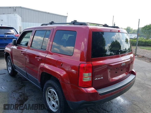 2015 Jeep Patriot Sport with VIN 1C4NJRBB9FD321235, listed as a IAAI auction lot 42161743 with 165,015 mi miles and . Bid and sale history available at DreamBid. Image 3.