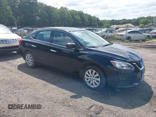 2016 Nissan Sentra S with VIN 3N1AB7AP0GY305908, listed as a IAAI auction lot 40162413 with Not Provided miles. Bid and sale history available at carsss.com. Image 1.