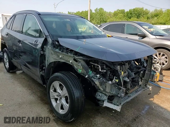 2020 Toyota RAV4 XLE with VIN 2T3P1RFV2LW131823, listed as a Copart auction lot 60246235 with 27,365 mi miles and Salvage title. Bid and sale history available at DreamBid. Image 15.