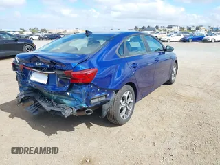 2021 Kia Forte LXS z VIN 3KPF24AD1ME403205, wystawiony jako IAAI lot #42260719 z przebiegiem 41 828 mil mil oraz . Historia ofert i sprzedaży dostępna na DreamBid. Obrazek 4.
