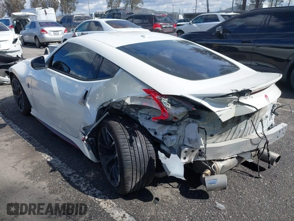 2017 Nissan 370Z with VIN JN1AZ4EH4HM950062, listed as a IAAI auction lot 39140973 with 86,259 mi miles. Bid and sale history available at carsss.com. Image 3.